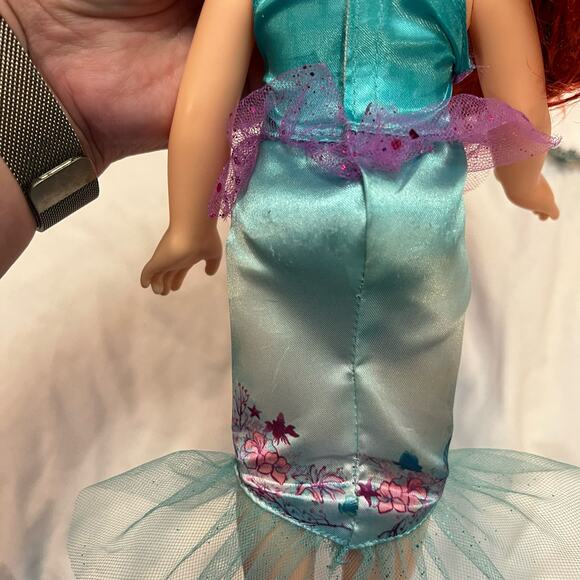 Disney Princess Ariel “Part of your World” Doll - Picture 4 of 10